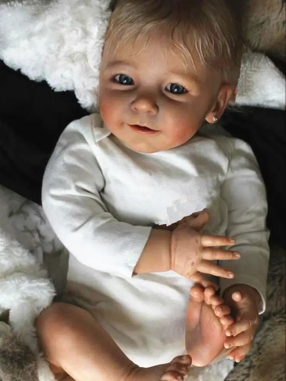 Realistic 55 cm silicone reborn baby doll, a lifelike example in the United States.
